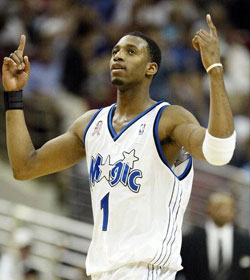 德转统计国家队出场时间前20：C罗、梅西前2，布冯、魔笛上榜（德转公布国家队出场时长TOP20：C罗、梅西包揽前二，布冯与莫德里奇在列）