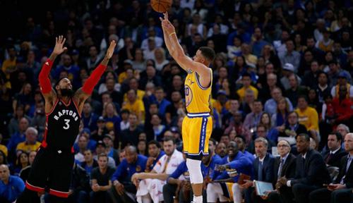 潘德夫：范戴克那次手球应该是点球，裁判决定了比赛的结果（潘德夫直言：范戴克手球该判点，裁判改变了比赛走向）