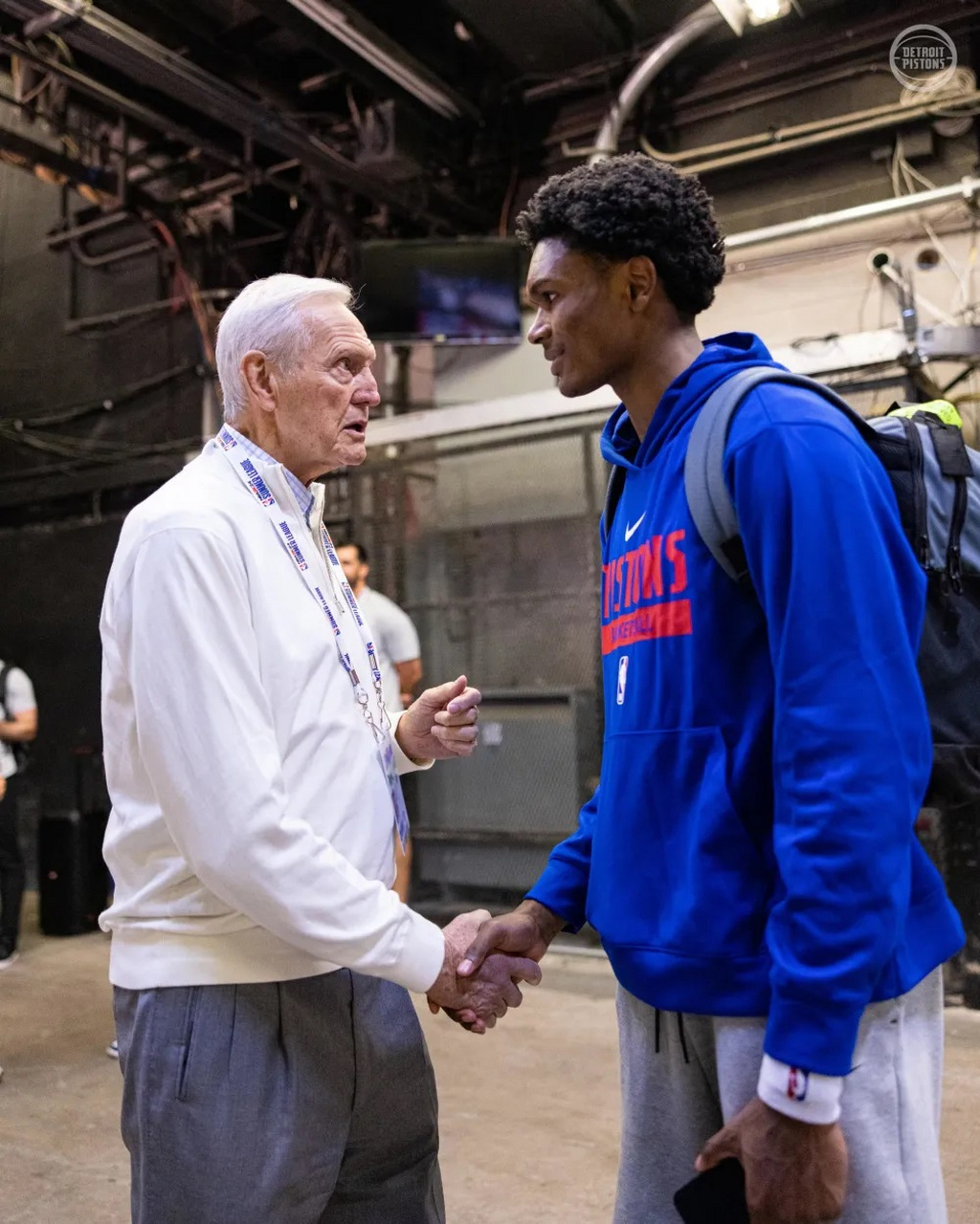 法兰克福主帅：球队上次客战巴萨是次伟大的经历，但已成历史（法兰克福主帅：上回客场对阵巴萨经历非凡，但已成过去）